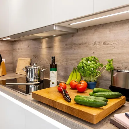 Apartmán Prora - Helles 2 Schlafzimmer Apartment Mit Meerblick, Grill, Gemeinschaftssauna, E-Ladesaeule Und Strandkorb Am Strand - Duenenblick *