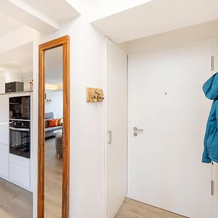 Prora - Helles 2 Schlafzimmer Apartment Mit Meerblick, Grill, Gemeinschaftssauna, E-Ladesaeule Und Strandkorb Am Strand - Duenenblick Apartmán *